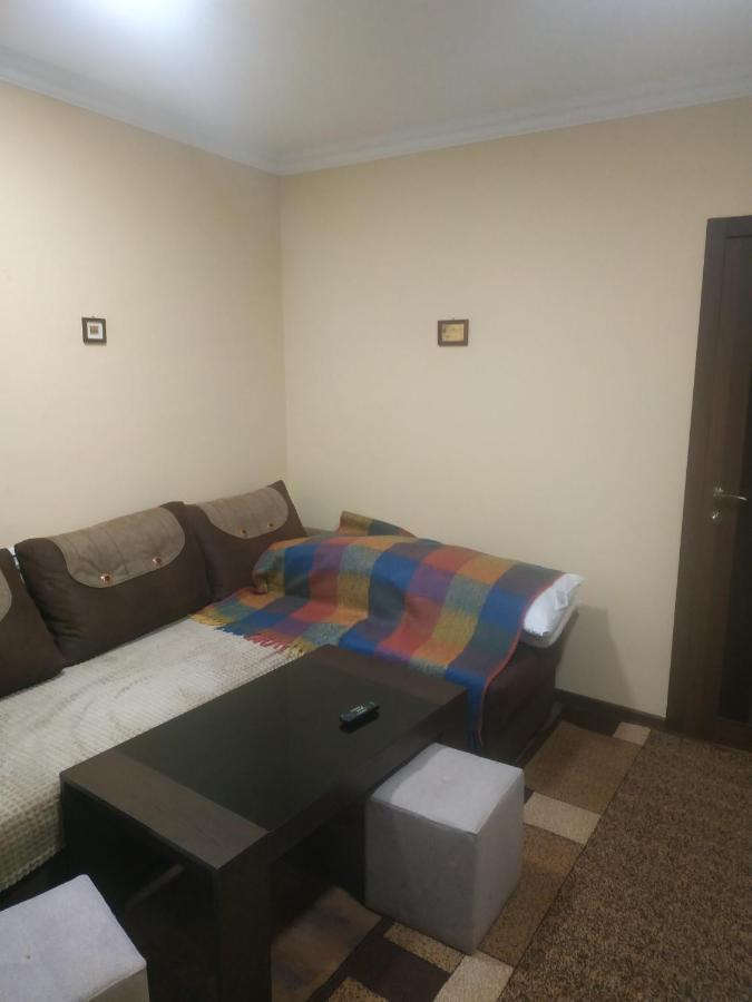Central Lighthouse Apartment Yerevan Luaran gambar